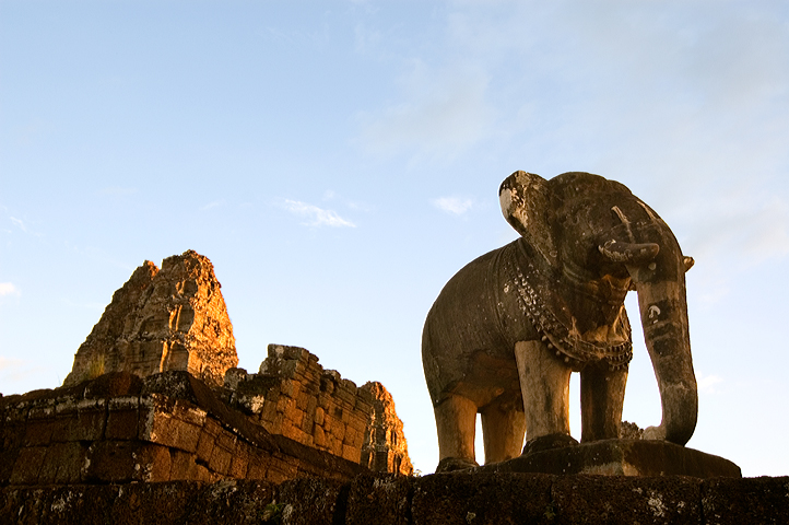 Eastern Mebon, Angkor 01