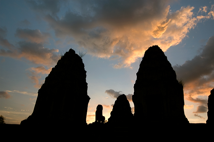 Eastern Mebon, Angkor 04