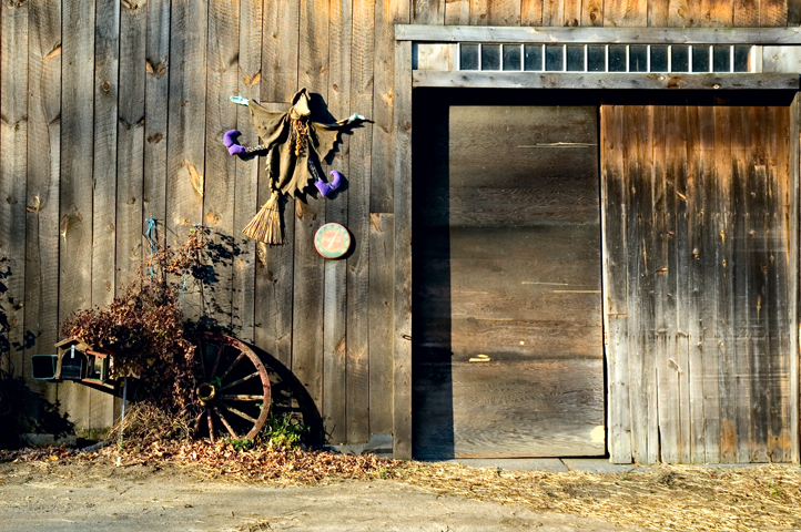 Barn, Dunstable, MA 08