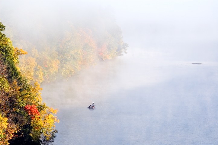 Connecticut River, Mohawk Trail, MA 01  