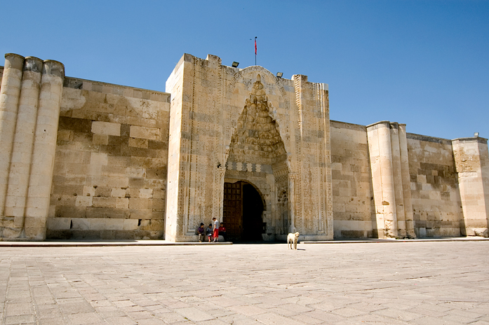 Sultan Caravanserai, Sultanhani 01