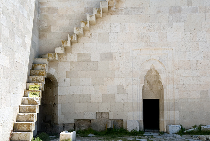 Sultan Caravanserai, Sultanhani 03